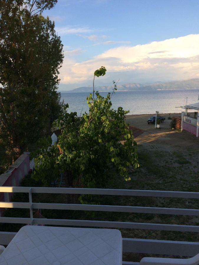 Hebes On The Beach Kavos Ngoại thất bức ảnh